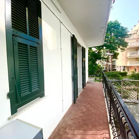 B208 - Grazioso A Due Passi Dal Mare