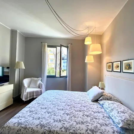 B208 - Grazioso A Due Passi Dal Mare 阿尔玛·迪·塔吉亚