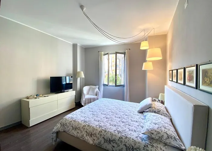 B208 - Grazioso A Due Passi Dal Mare * 阿尔玛·迪·塔吉亚