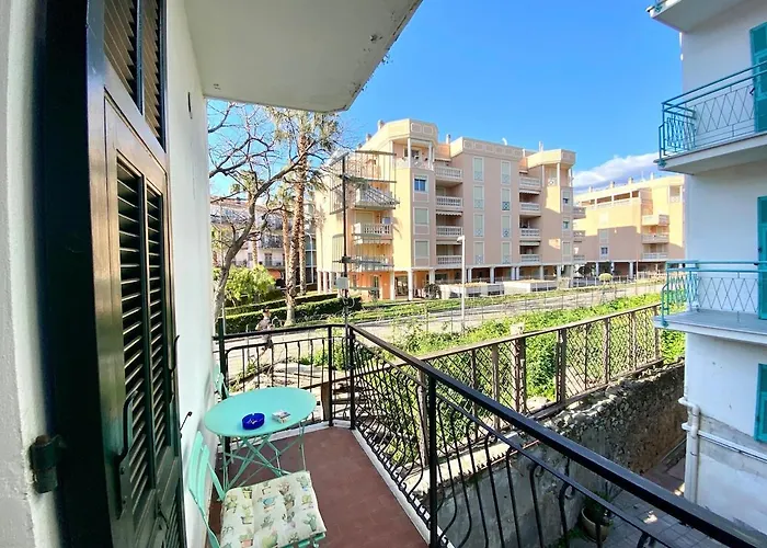 B208 - Grazioso A Due Passi Dal Mare Apartment Arma di Taggia